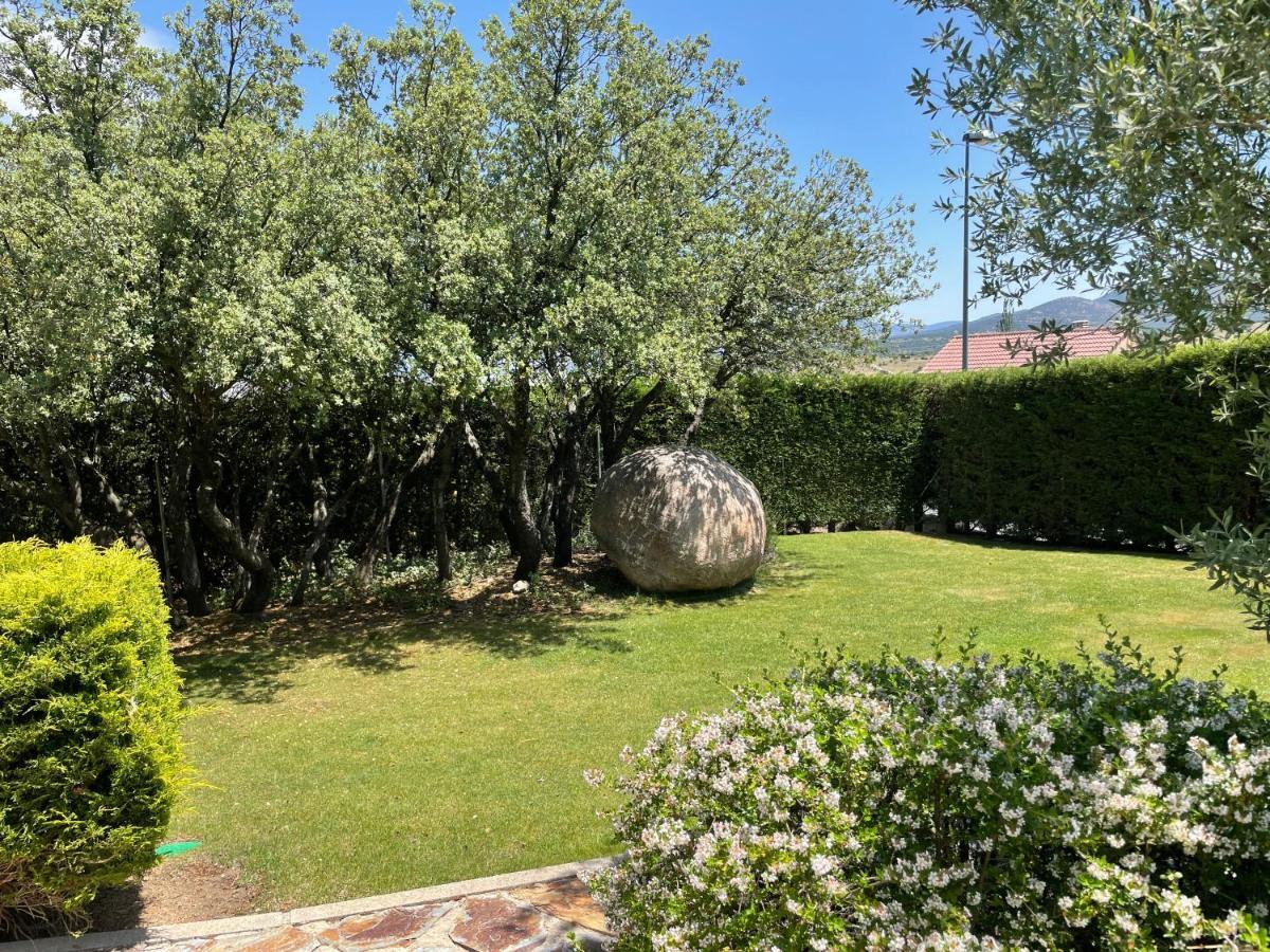 El Encinar De Gabino Villa Zarzuela del Monte Bagian luar foto
